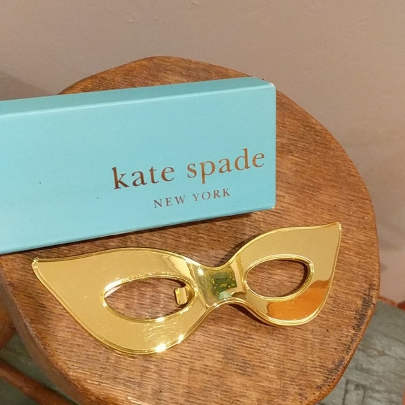KATE SPADE BOTTLE OPENER NWT